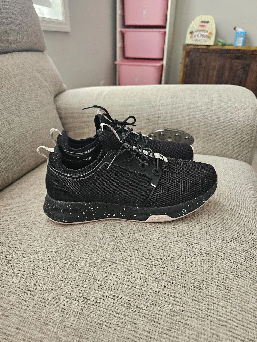 KURU ATOM Sneakers Size 9.5